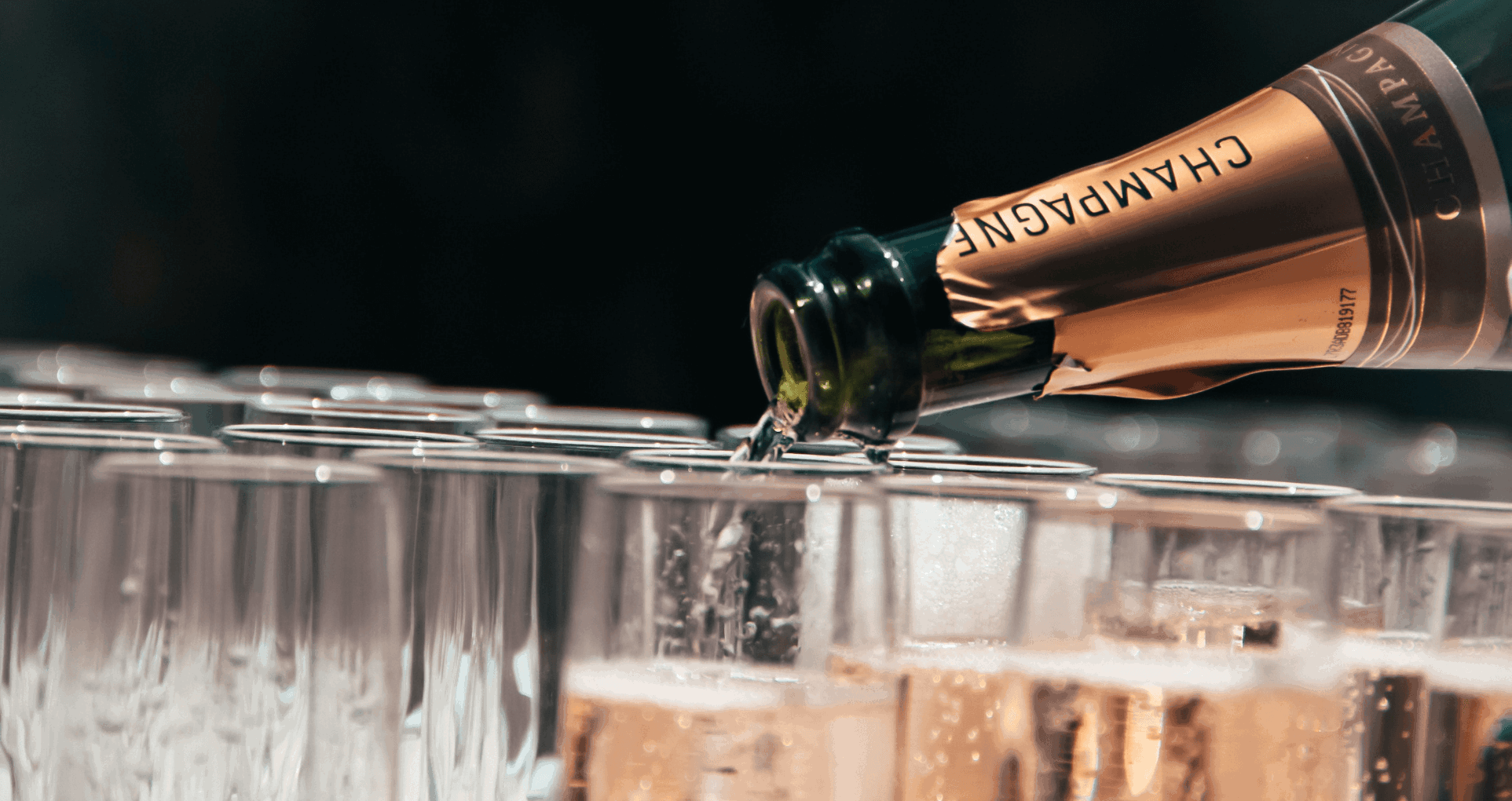 De Champagnekoeler vs Champagne Klimaatkast: Complete Gids Voor het Bewaren en Serveren van Champagne