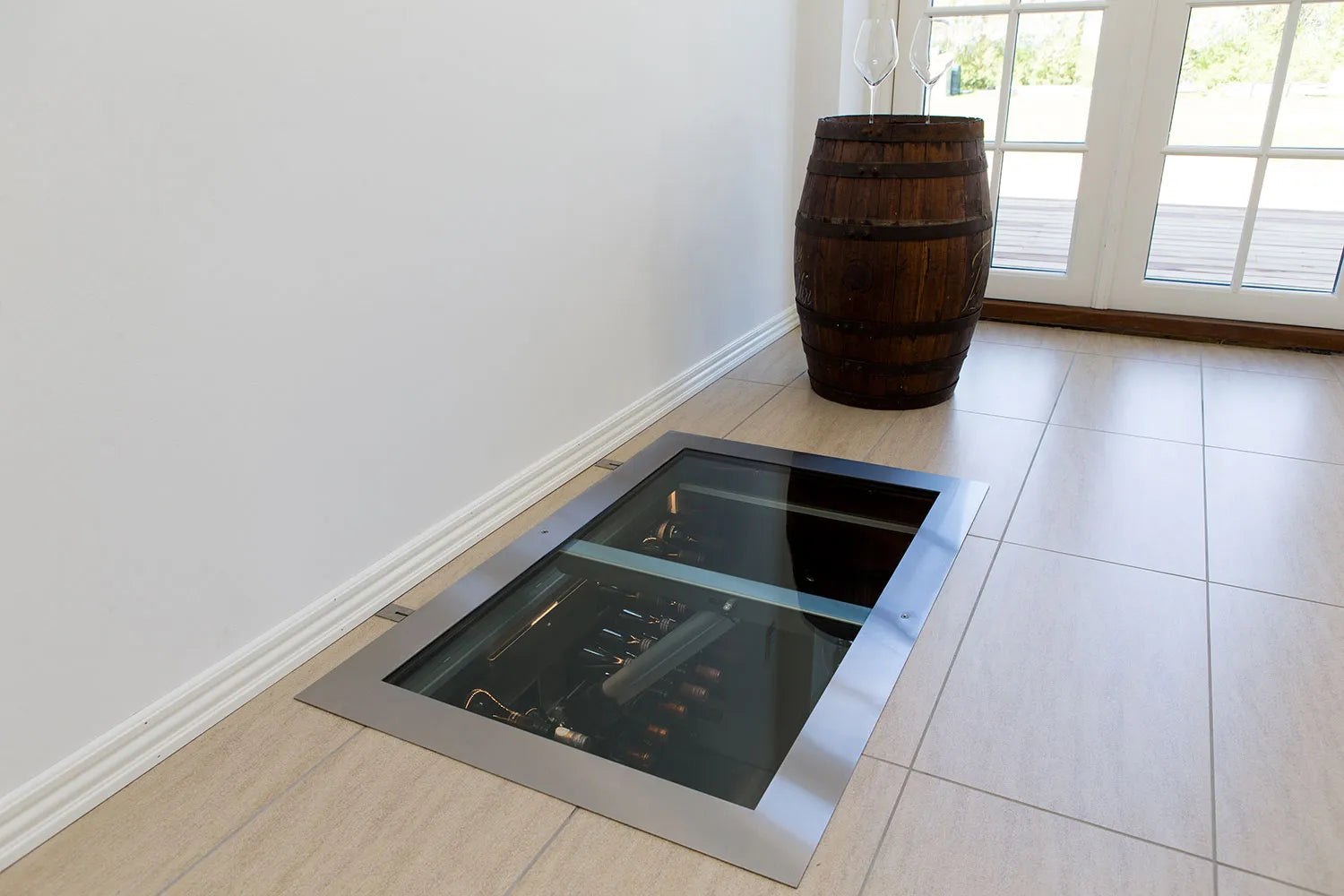 Vinorage wine cellar 140 bottles