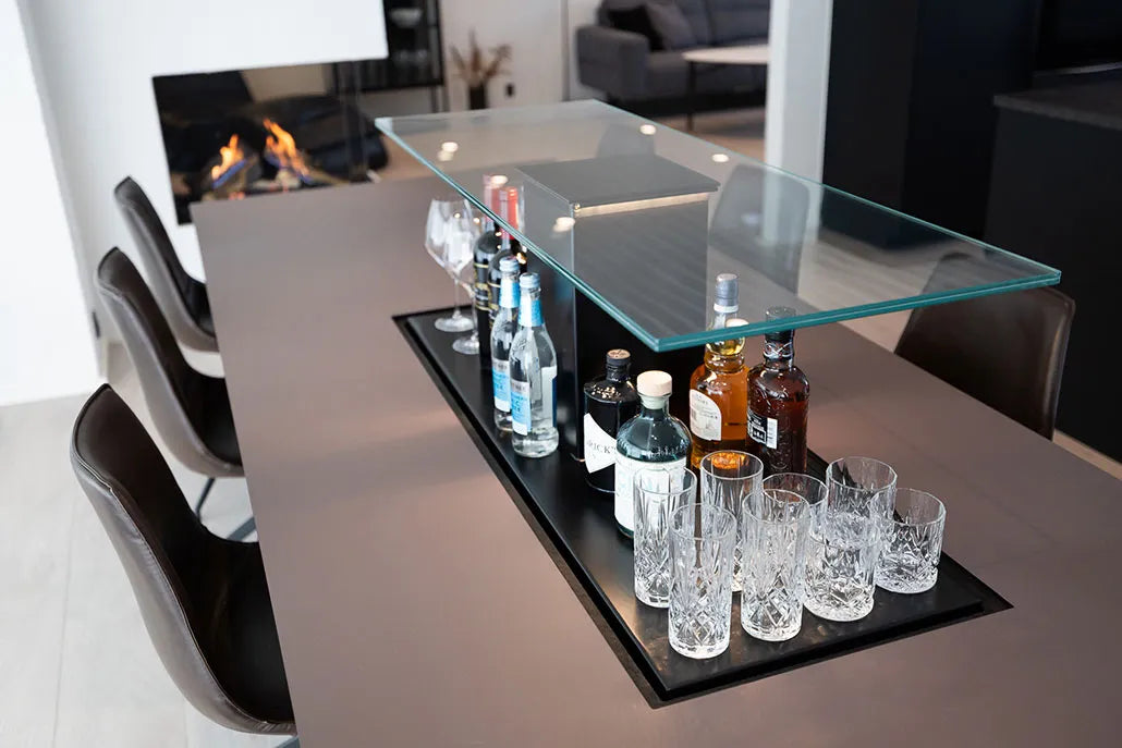 Vinorage tafel met ingebouwde barlift