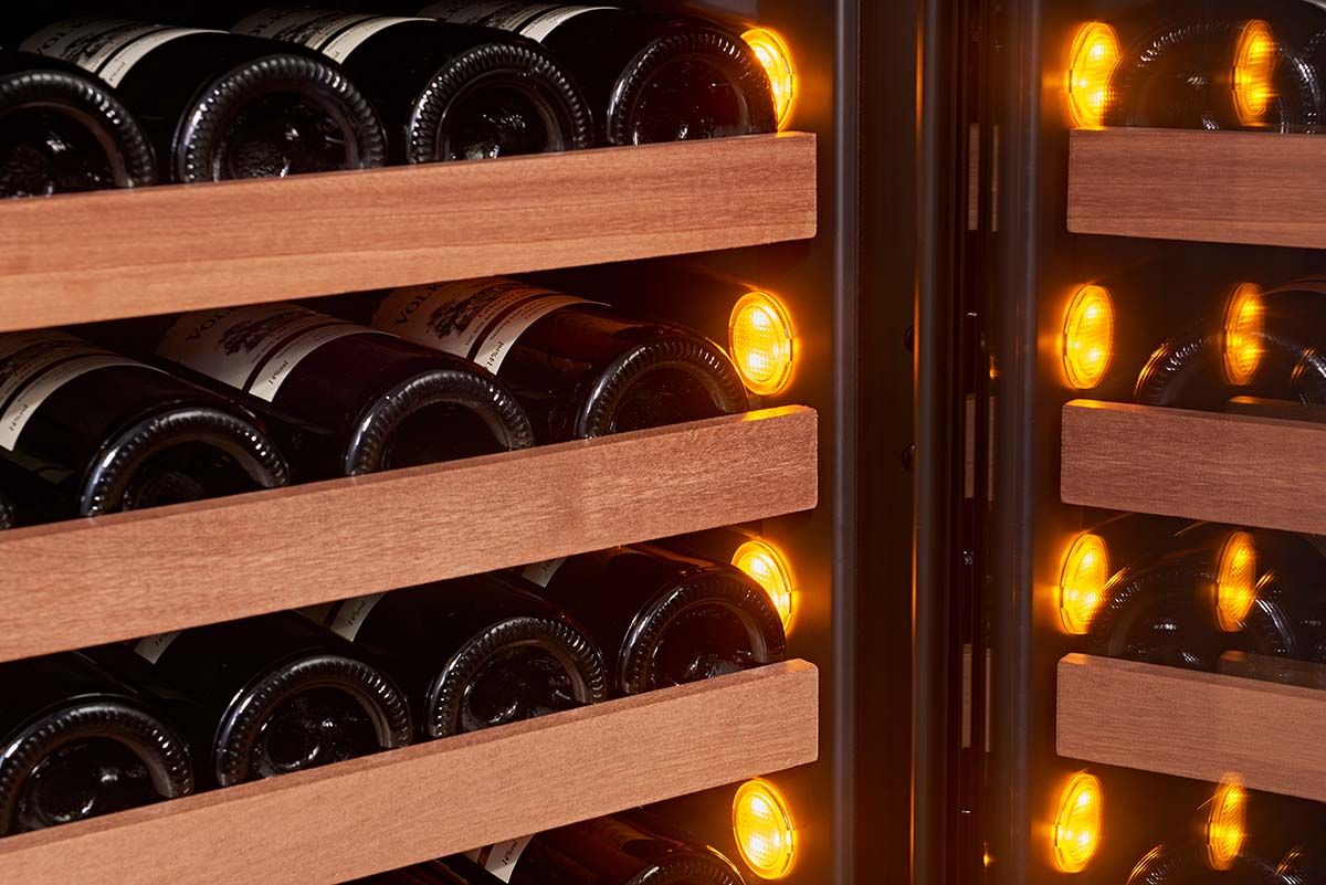 Swisscave. WLI-460DF-MIX | 2 Zonen | Weinklimaschrank