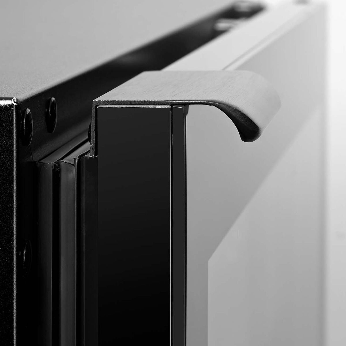 Swisscave WLU-50DF | 2 zones | Wine climate cabinet